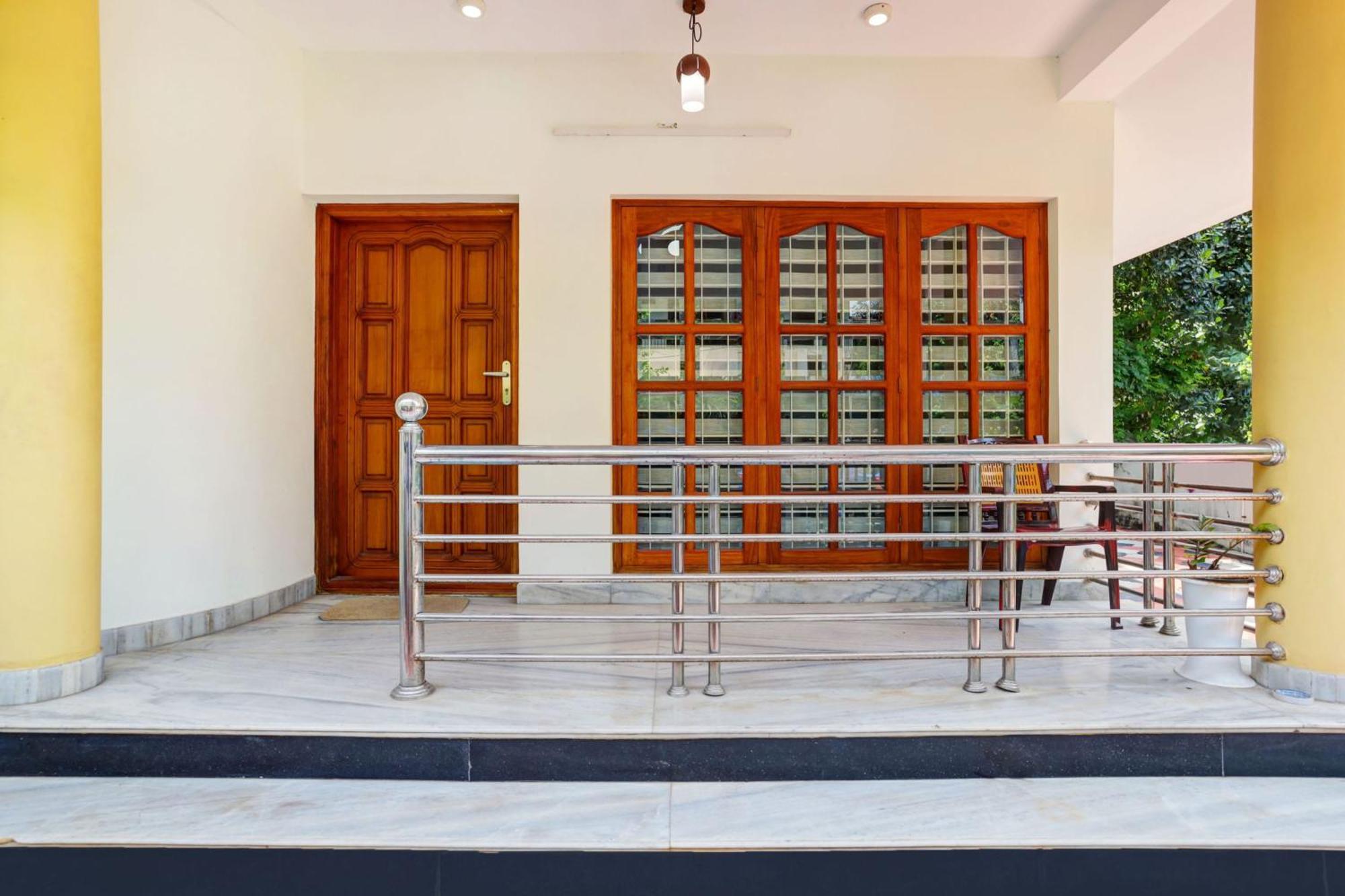 Super Hotel O Lm Residency Thiruvananthapuram ภายนอก รูปภาพ