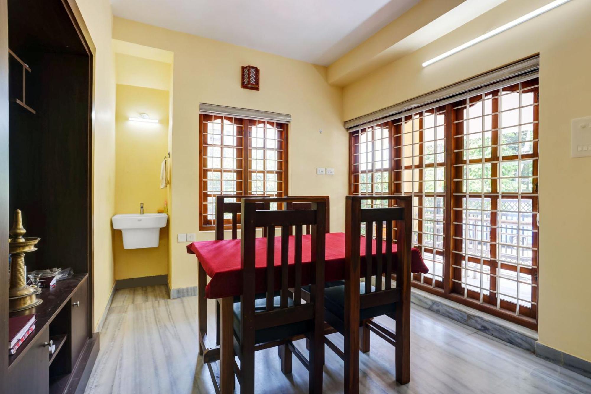 Super Hotel O Lm Residency Thiruvananthapuram ภายนอก รูปภาพ