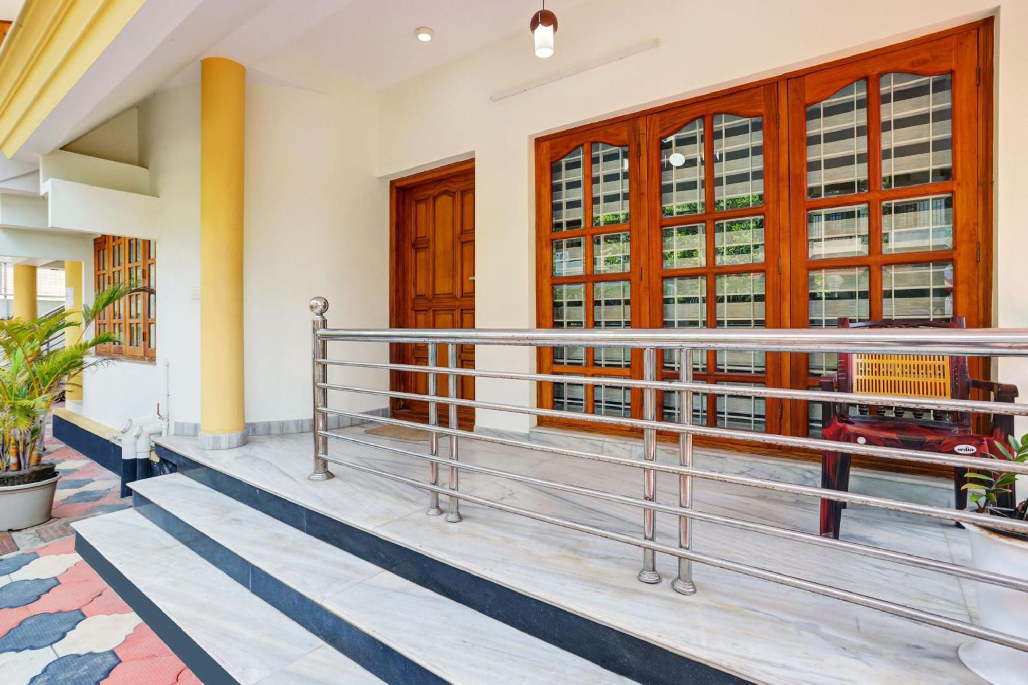 Super Hotel O Lm Residency Thiruvananthapuram ภายนอก รูปภาพ